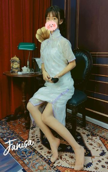 我一个人的假期电影播放