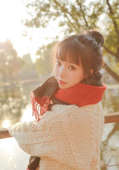 智能性能机器人电影观看